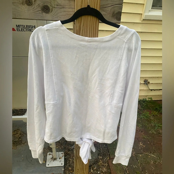 A.L.C. Front Tie White Cropped Sweater Size Large - Picture 3 of 6
